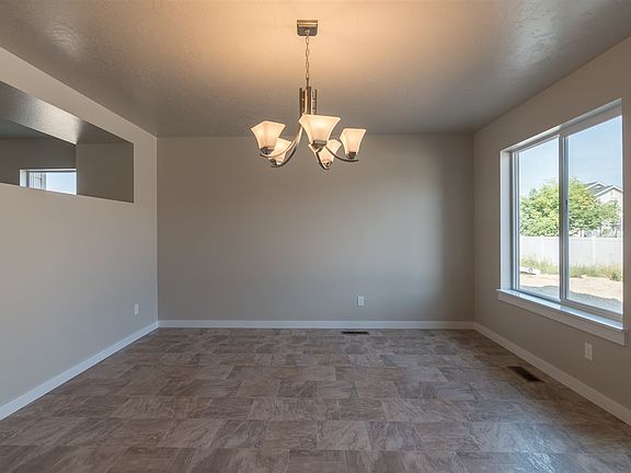 3rd image of 4887 S Caden Creek Way