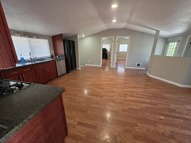 2962 Dorothy Dr — Photo 7