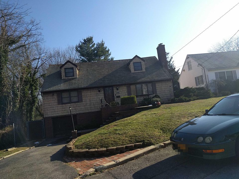 1st image of 4058 John St