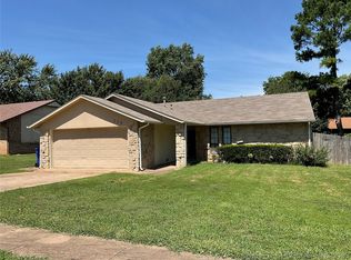 220 W Keywest St, Broken Arrow, OK 74011