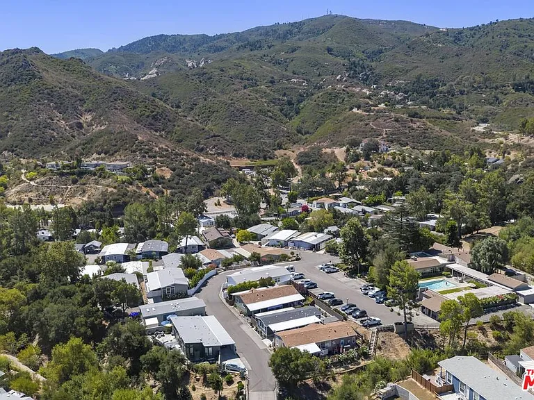 30473 Mulholland Hwy #96 — Photo 17