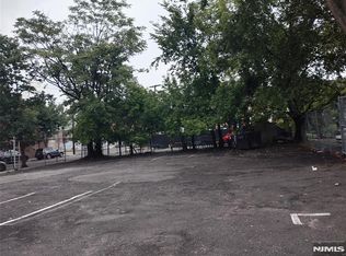 8-10 N 1st St, Paterson, NJ 07522