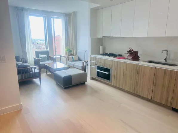 136-18 Maple Avenue image 5 of 22