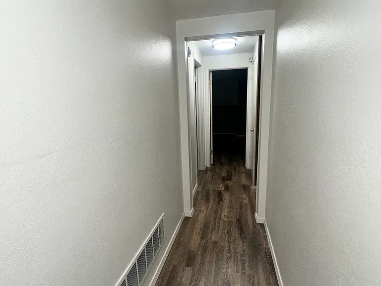 219 Thayer Dr — Photo 30