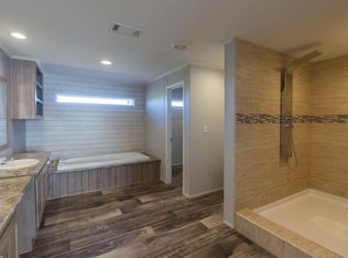 707 Mint Dr, Burleson, TX 76028