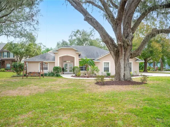 1423 Royal Forest Loop, Lakeland, FL 33811