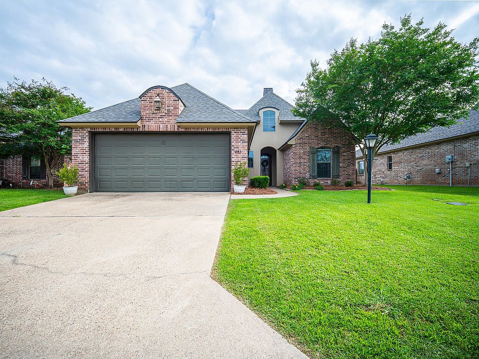 1st image of 285 Evangeline Creek Dr