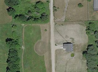 8314 E Allen Rd, Fenton, MI 48430