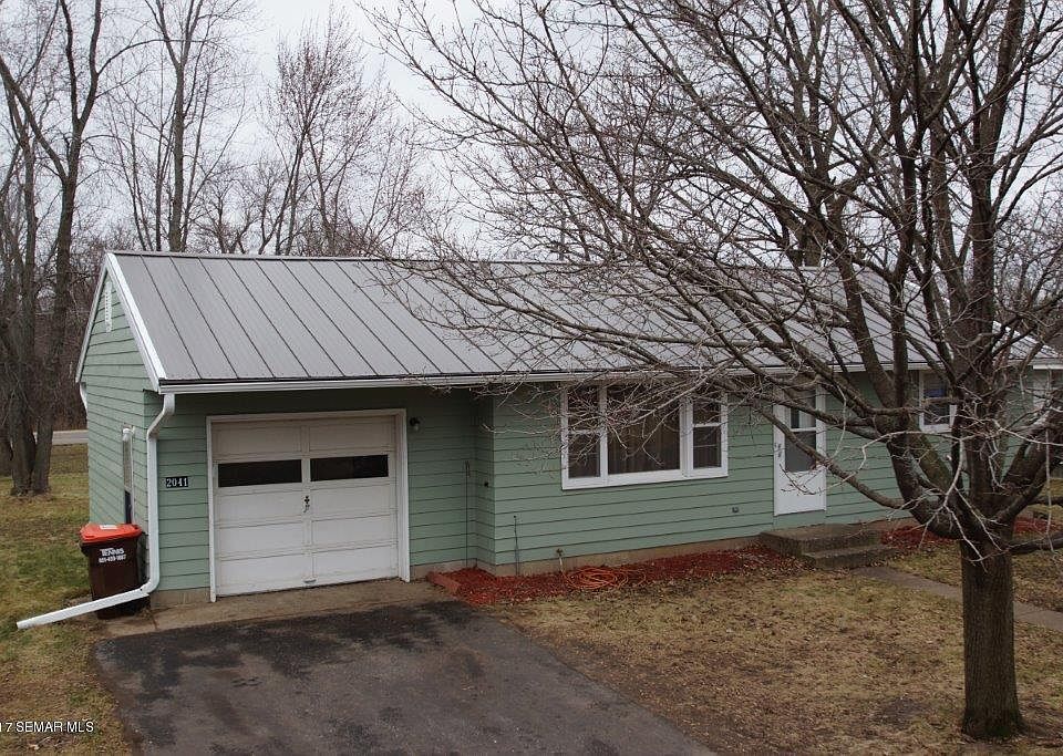 1st image of 2041 Forest St