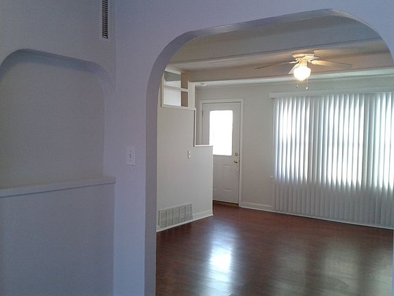 5th image of 6203 Woodward Ave