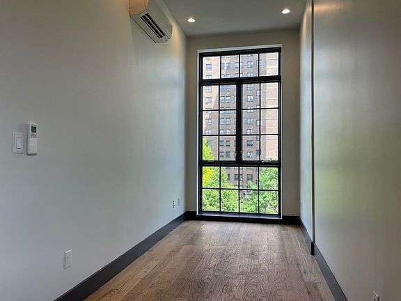 5th image of 80 Humboldt St #4A