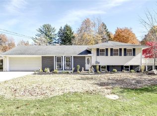 9697 Barr Rd, Brecksville, OH 44141