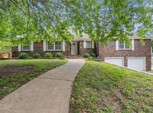 6011 N Bales Ave, Gladstone, MO 64119