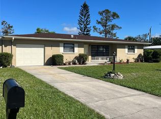 325 Glen Oak Rd, Venice, FL 34293