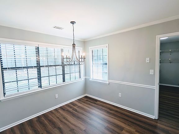 4th image of 621 Kimberly Pl