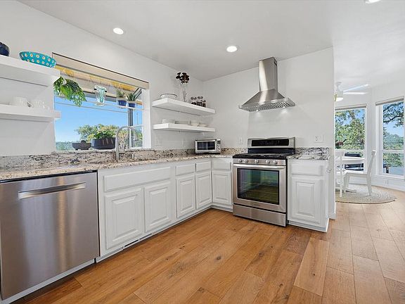 3rd image of 20090 John Born Rd