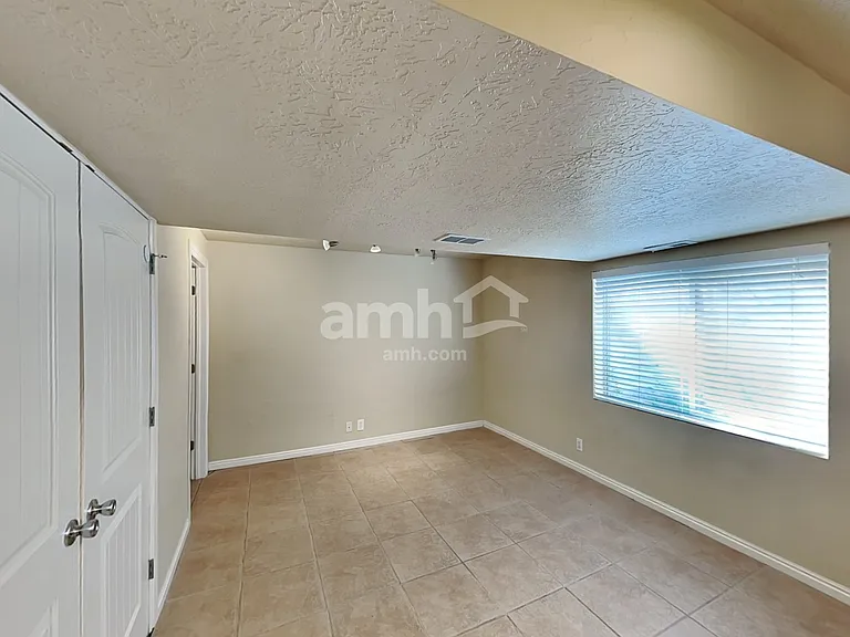 2204 N 1960 W — Photo 20