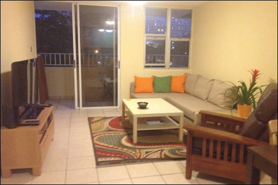 2nd image of Calle Tartak 307