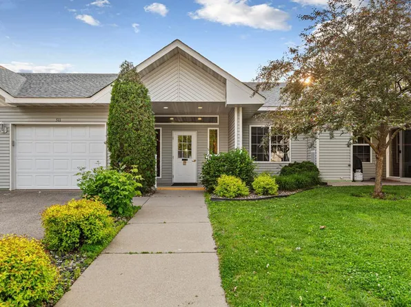513 2nd Ave SW, Lonsdale, MN 55046