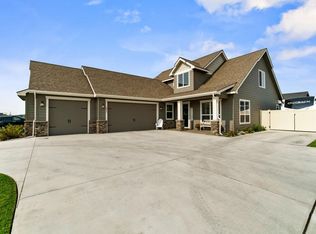 2937 N Cyprus Fox Loop, Post Falls, ID 83854