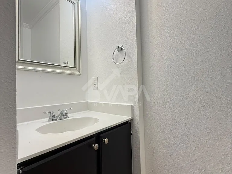 9666 Green Plain Dr — Photo 18