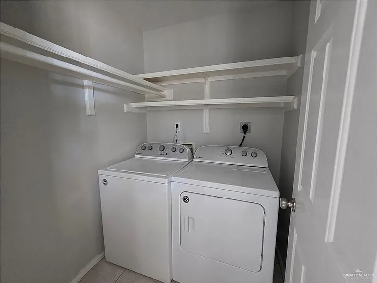 700 Sandpiper Ave — Photo 21