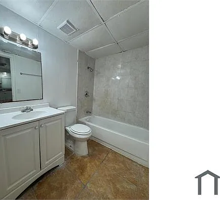 Studio, $1,300 — Photo 4
