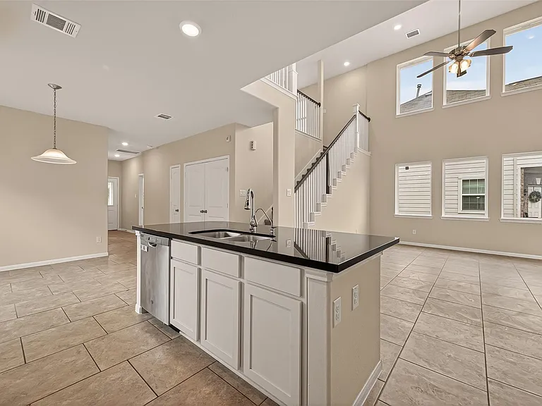 6126 Prince Place Dr — Photo 13