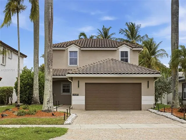 19185 NW 22nd St — Photo 1