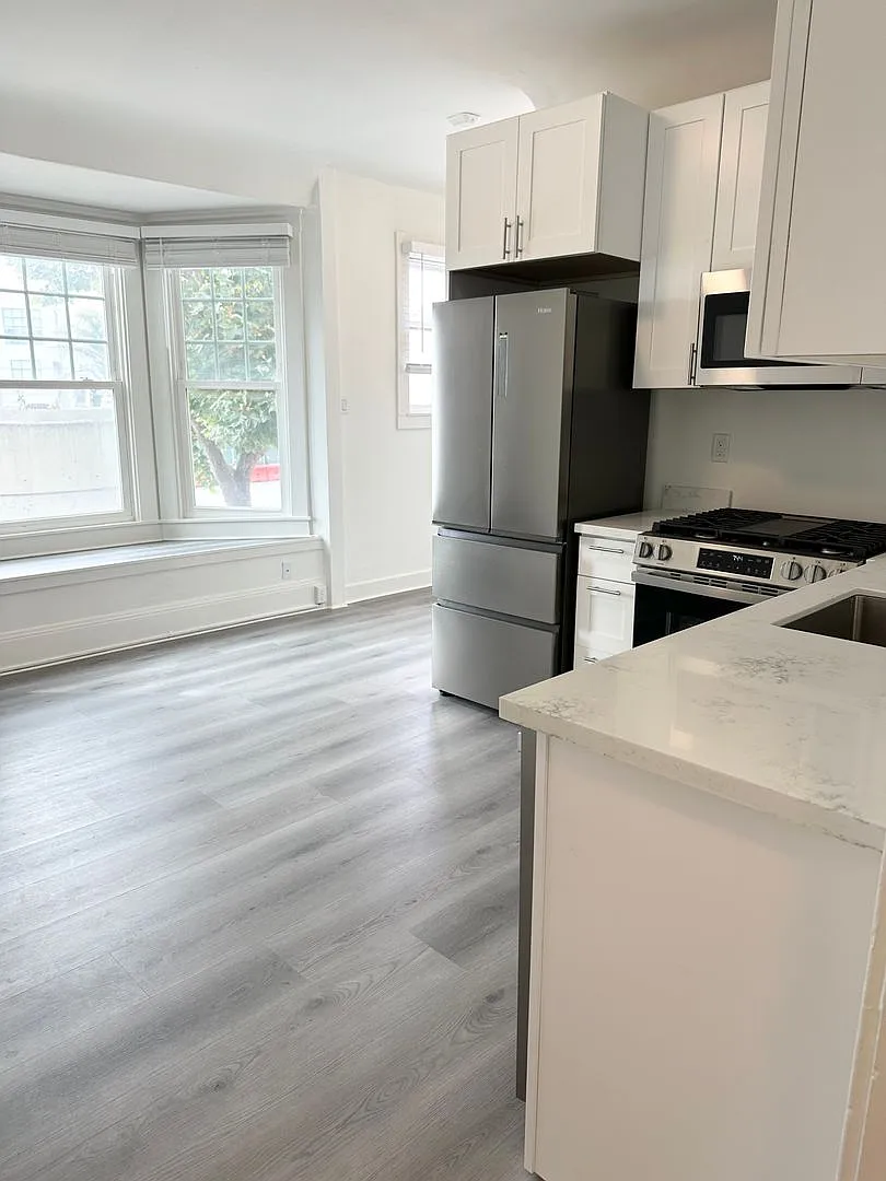 2440 Market Street — Photo 1