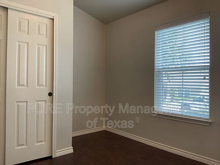 603 Boca Chica Dr — Photo 12