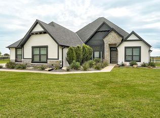 5970 Woodridge Cir, Edmond, OK 73025