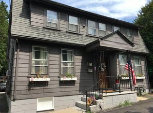 15 Pleasant St #1, Bristol, RI 02809