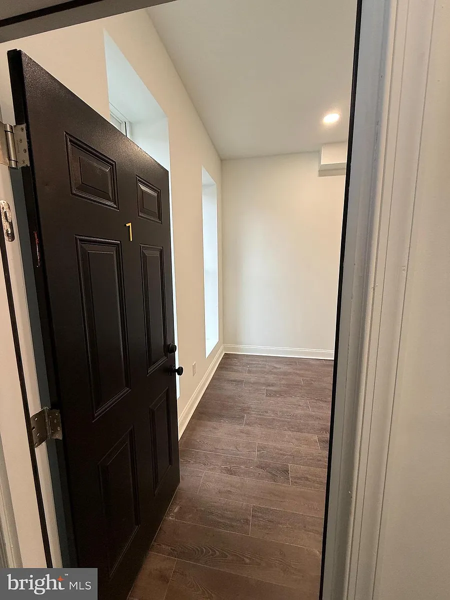 Building Photo - 2028 Druid Hill Ave #1