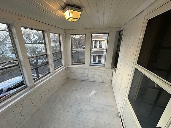 2nd image of 117-119 Draper St
