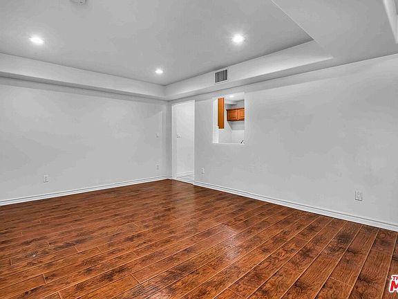 5th image of 4940 Laurel Canyon Blvd APT 105