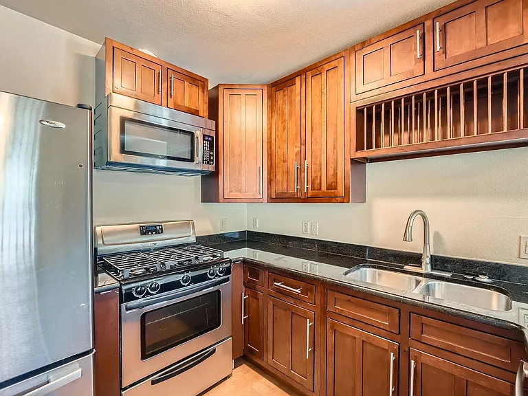 2929 E Martin Luther King Jr Blvd — Photo 13