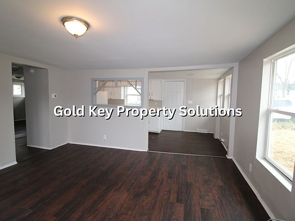 5th image of 1642-1648 W 6th St #427578002