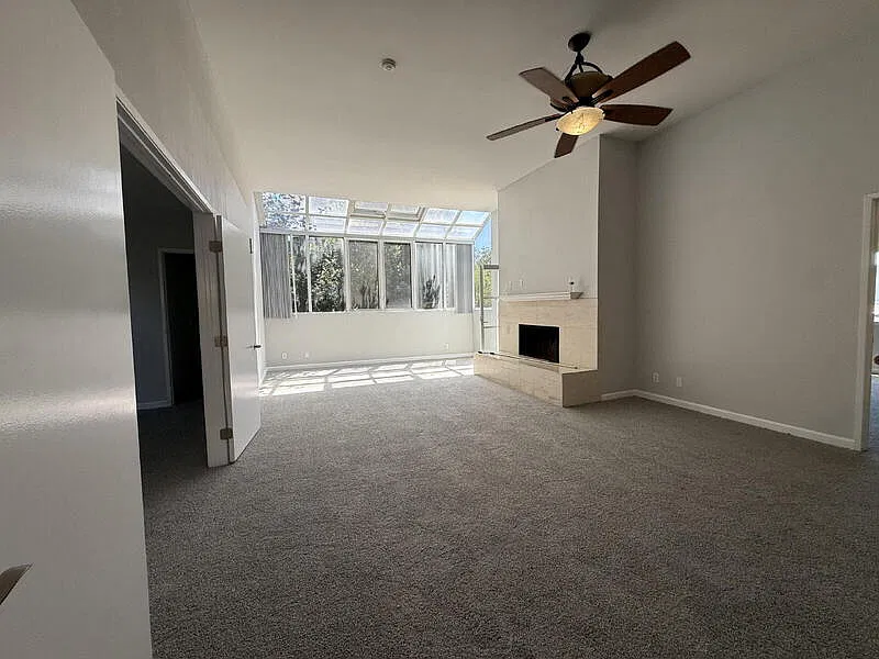 2 bed, 2.0 bath, 1197 sqft, $3,200 — Photo 3