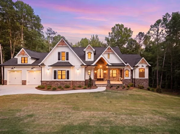 101 Attwater Cir, Dawsonville, GA 30534