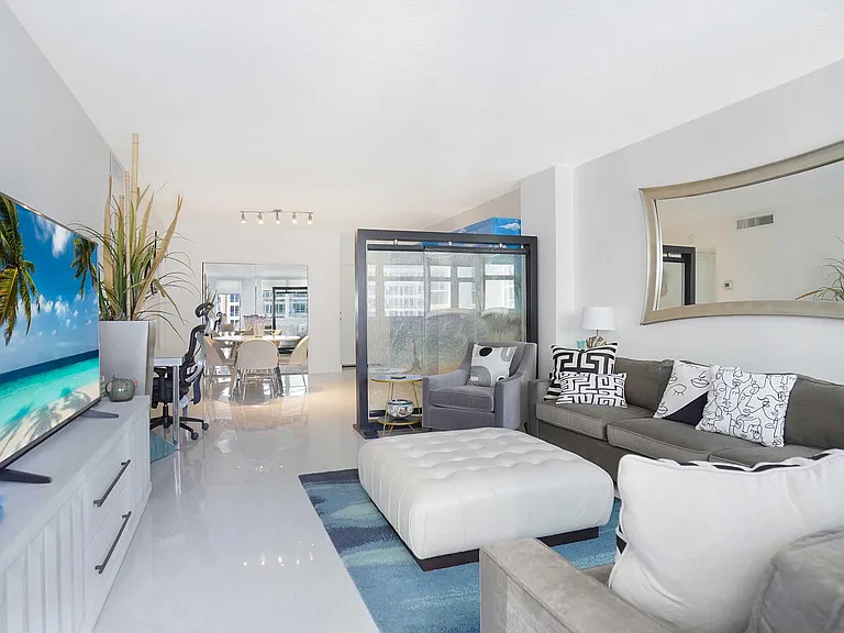 4250 Galt Ocean Dr #12K — Photo 5