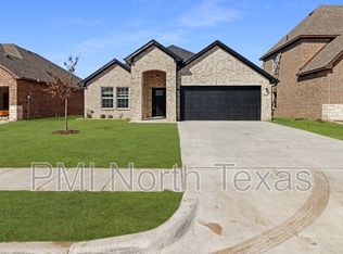 8106 Grant Ln, Greenville, TX 75402