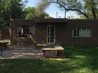 2413 Meadow Rd SW, Albuquerque, NM 87105