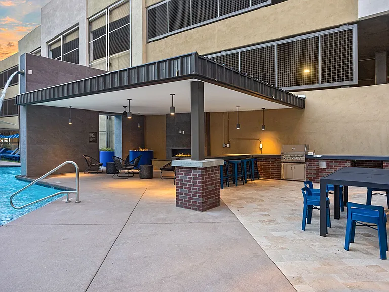DC Heights Apartments — Photo 28
