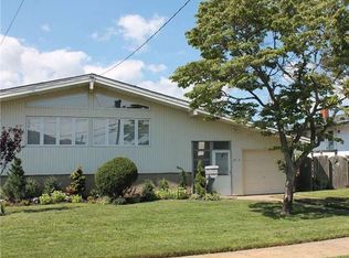 2618 Centre Ave, Bellmore, NY 11710