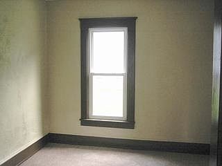 4th image of 17 Norwood Ave