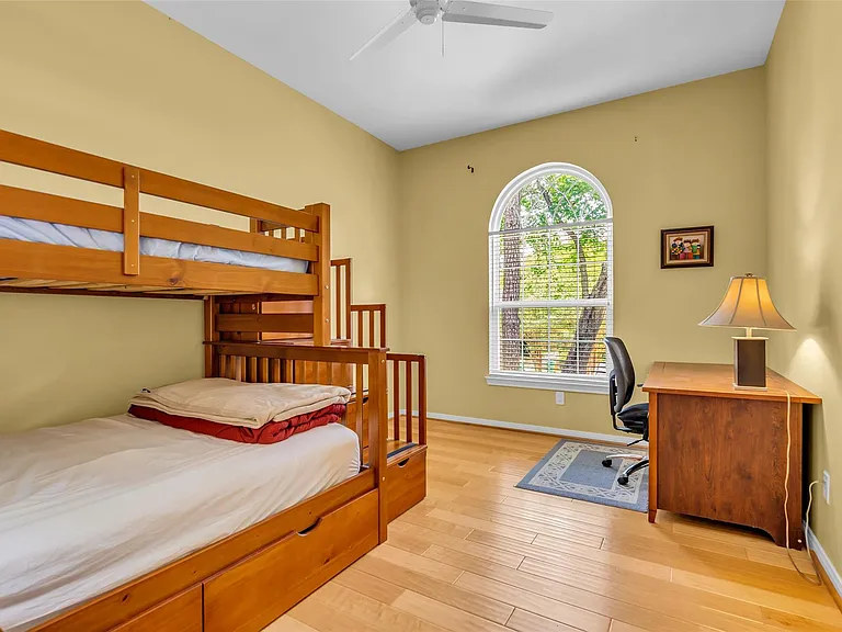 98 Winding Creek Pl — Photo 8
