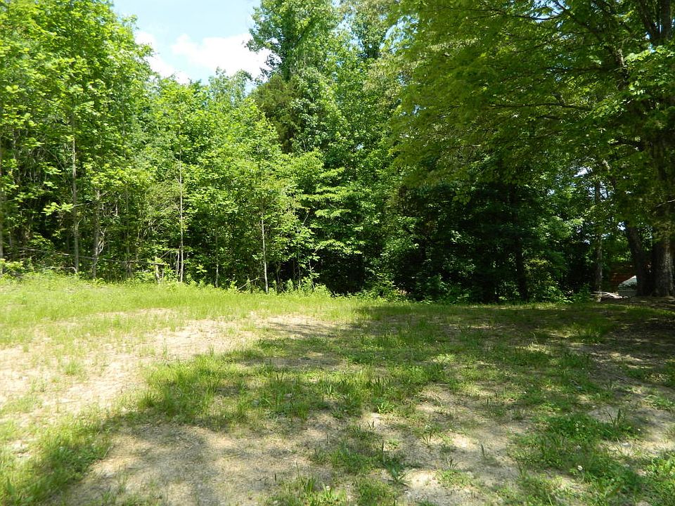 2nd image of 355 Goodman Ln