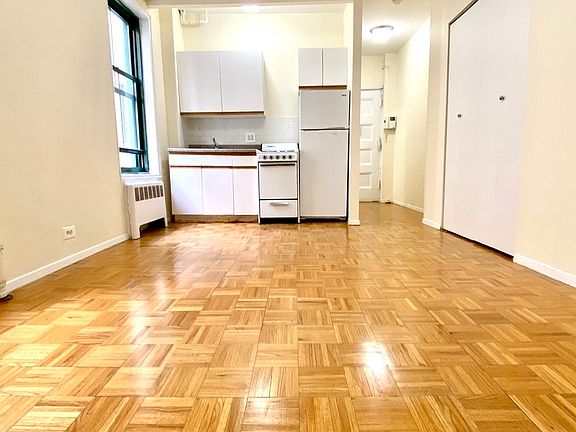 5th image of 542 E 79th St APT 4J