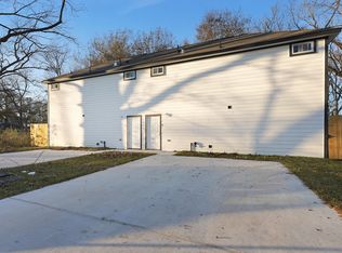 1894 Dolly Wright St UNIT B, Houston, TX 77088